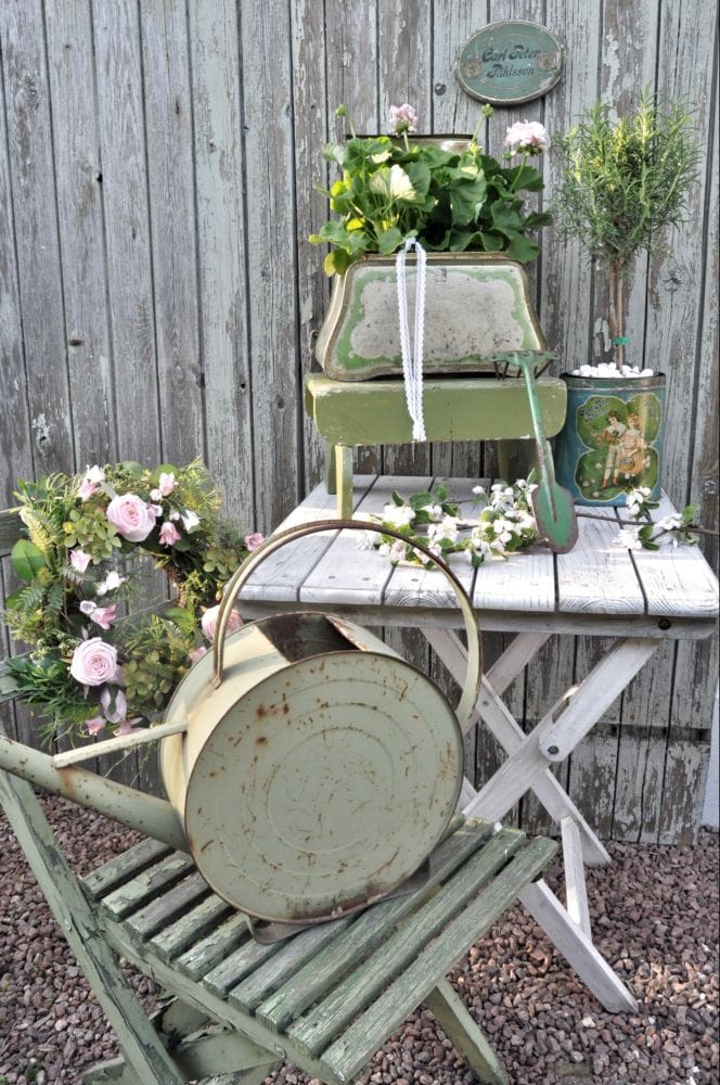 51+ Stunning Shabby Chic Vintage Garden Decor (Designs & Ideas)